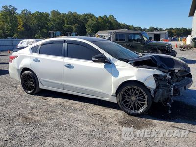 Czwarte zdjęcie samochodu z boku: 2015 NISSAN ALTIMA 2.5 S VIN:1N4AL3AP8FC586467 - miniatura
