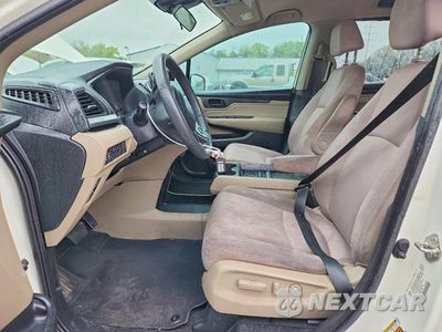 Zdjęcie 7 z 13 samochodu: 2019 HONDA ODYSSEY EX VIN:5FNRL6H54KB047196 - miniatura