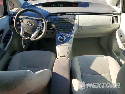 Zdjęcie 8 z 12 samochodu: 2010 TOYOTA PRIUS II VIN:JTDKN3DUXA0014126 - miniatura