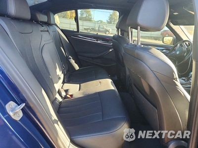 Zdjęcie 10 z 12 samochodu: 2021 BMW 530 I VIN:WBA53BH09MWX04436 - miniatura