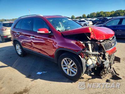 Czwarte zdjęcie samochodu z boku: 2015 KIA SORENTO LX VIN:5XYKT3A62FG637088 - miniatura