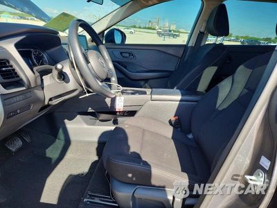 Zdjęcie 7 z 14 samochodu: 2023 NISSAN ROGUE S VIN:5N1BT3AA2PC892801 - miniatura
