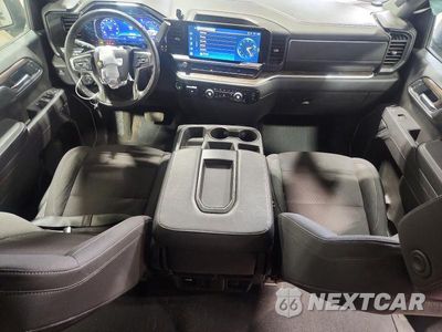Zdjęcie 8 z 12 samochodu: 2025 CHEVROLET SILVERADO K1500 LT VIN:1GCUKDED1SZ172292 - miniatura