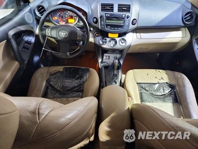 Zdjęcie 8 z 13 samochodu: 2009 TOYOTA RAV4 LIMITED VIN:JTMBK31V39D004208 - miniatura