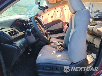 Zdjęcie 7 z 13 samochodu: 2016 HONDA CR-V EX VIN:2HKRM3H52GH511123 - miniatura
