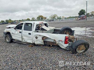 Drugie zdjęcie samochodu z przodu: 2005 CHEVROLET SILVERADO K2500 HEAVY DUTY VIN:1GCHK23295F808678 - miniatura