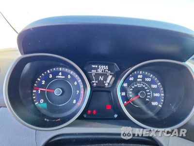 Zdjęcie 9 z 12 samochodu: 2013 HYUNDAI ELANTRA GLS VIN:5NPDH4AEXDH378511 - miniatura