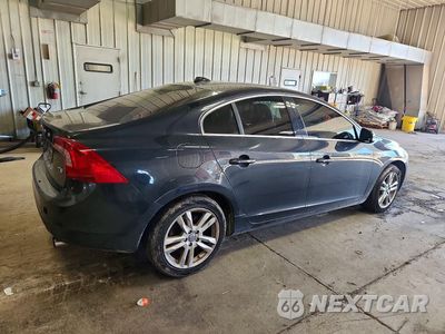 Trzecie zdjęcie samochodu z tyłu: 2012 VOLVO S60 T5 VIN:YV1622FS4C2083864 - miniatura