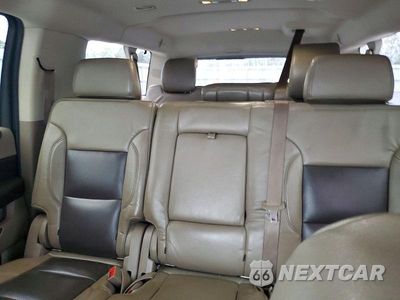 Zdjęcie 10 z 14 samochodu: 2016 CHEVROLET SUBURBAN K1500 LS VIN:1GNSKGEC6GR111275 - miniatura