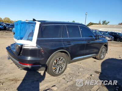 Trzecie zdjęcie samochodu z tyłu: 2022 LINCOLN AVIATOR VIN:5LM5J0XC5NGL09439 - miniatura