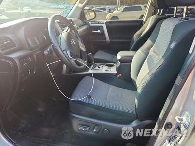 Zdjęcie 7 z 13 samochodu: 2015 TOYOTA 4RUNNER SR5 VIN:JTEBU5JR5F5260652 - miniatura