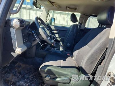 Zdjęcie 7 z 13 samochodu: 2007 TOYOTA FJ CRUISER VIN:JTEBU11F770070624 - miniatura
