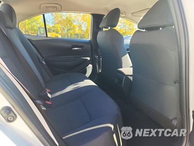 Zdjęcie 10 z 12 samochodu: 2021 TOYOTA COROLLA LE VIN:JTDEPMAE9MJ134167 - miniatura