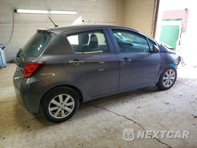 Trzecie zdjęcie samochodu z tyłu: 2017 TOYOTA YARIS 5-DOOR LE VIN:VNKKTUD3XHA071408 - miniatura