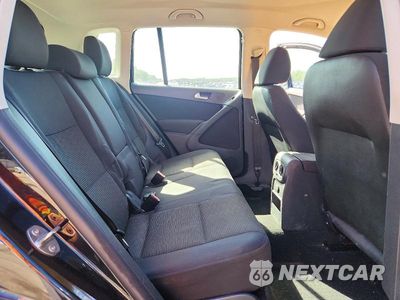 Zdjęcie 10 z 12 samochodu: 2017 VOLKSWAGEN TIGUAN S VIN:WVGBV7AX4HK041970 - miniatura