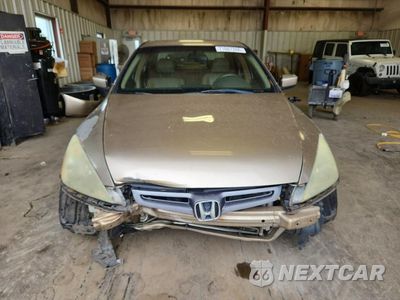 Piąte zdjęcie samochodu w środku: 2004 HONDA ACCORD EX VIN:1HGCM66814A018364 - miniatura
