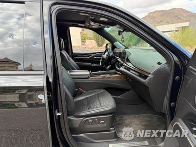 Piąte zdjęcie samochodu w środku: 2021 CADILLAC ESCALADE ESV SPORT PLATINUM VIN:1GYS4RKL0MR402945 - miniatura