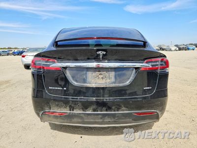 Zdjęcie 6 z 13 samochodu: 2018 TESLA MODEL X VIN:5YJXCAE26JF124489 - miniatura