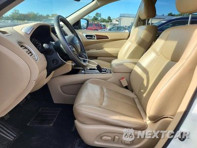 Zdjęcie 7 z 14 samochodu: 2020 NISSAN PATHFINDER PLATINUM VIN:5N1DR2DM9LC612213 - miniatura
