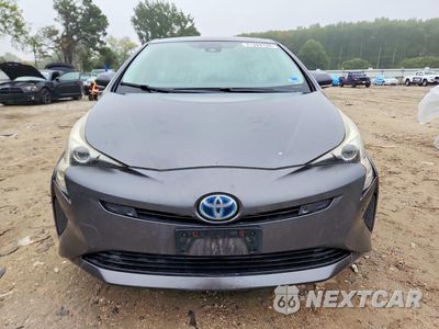Piąte zdjęcie samochodu w środku: 2017 TOYOTA PRIUS THREE VIN:JTDKARFU5H3042484 - miniatura