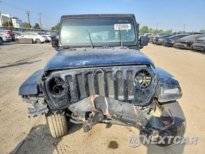 Piąte zdjęcie samochodu w środku: 2021 JEEP WRANGLER UNLIMITED SAHARA VIN:1C4HJXEG1MW555878 - miniatura