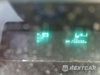 Zdjęcie 9 z 12 samochodu: 2008 TOYOTA PRIUS BASE VIN:JTDKB20U383343543 - miniatura