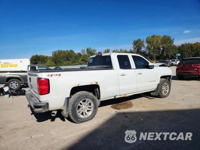Trzecie zdjęcie samochodu z tyłu: 2016 CHEVROLET SILVERADO K1500 LT VIN:1GCVKREC2GZ236744 - miniatura