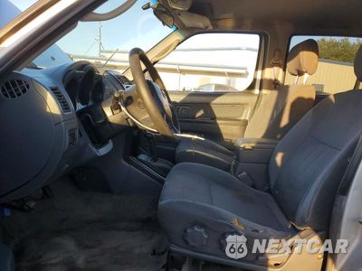 Zdjęcie 7 z 12 samochodu: 2004 NISSAN FRONTIER XE-V6 VIN:1N6ED29X34C458820 - miniatura