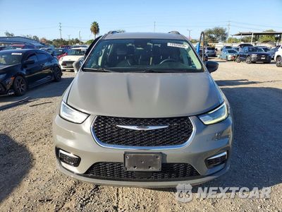 Piąte zdjęcie samochodu w środku: 2022 CHRYSLER PACIFICA TOURING L VIN:2C4RC1BG4NR114045 - miniatura