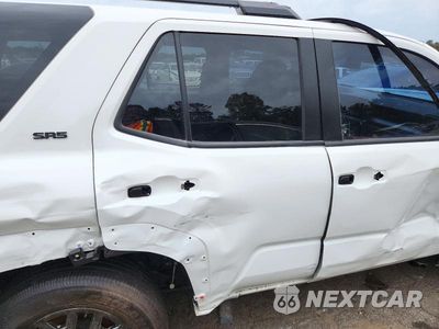 Zdjęcie 10 z 12 samochodu: 2026 TOYOTA 4RUNNER SR5 VIN:JTEVA5BR4T5107860 - miniatura