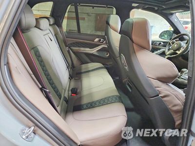 Zdjęcie 11 z 14 samochodu: 2026 BMW X5 M COMPETITION VIN:5YM13ET01T9271337 - miniatura