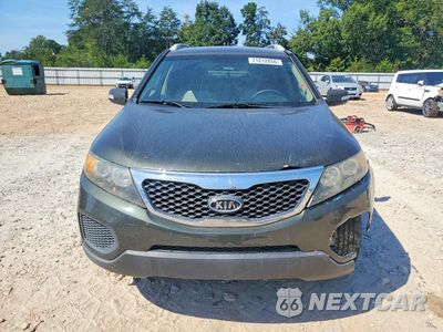 Piąte zdjęcie samochodu w środku: 2012 KIA SORENTO LX VIN:5XYKTDA28CG224381 - miniatura