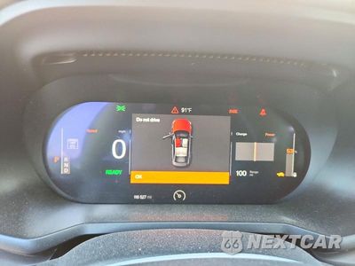 Zdjęcie 9 z 12 samochodu: 2023 POLESTAR 2 VIN:YSMEG3KA7PL146482 - miniatura