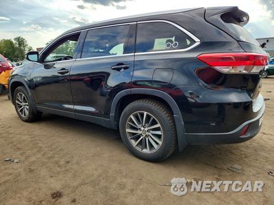 Drugie zdjęcie samochodu z przodu: 2019 TOYOTA HIGHLANDER XLE VIN:5TDJZRFH1KS614731 - miniatura