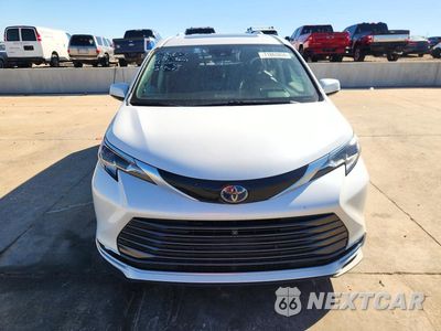 Piąte zdjęcie samochodu w środku: 2022 TOYOTA SIENNA PLATINUM 7-PASSENGER VIN:5TDESKFC8NS040828 - miniatura