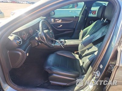 Zdjęcie 7 z 12 samochodu: 2018 MERCEDES-BENZ E 300 VIN:WDDZF4JB1JA466891 - miniatura