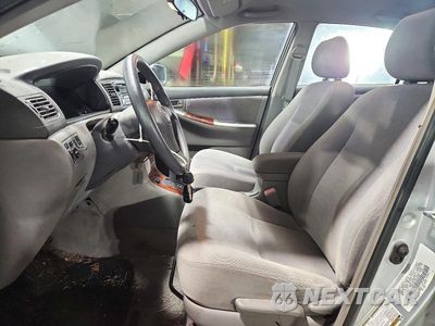 Zdjęcie 7 z 12 samochodu: 2005 TOYOTA COROLLA LE VIN:JTDBR32E352050508 - miniatura