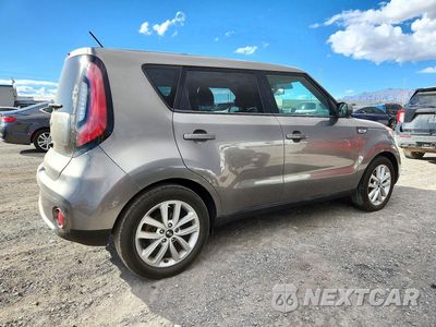 Trzecie zdjęcie samochodu z tyłu: 2018 KIA SOUL + VIN:KNDJP3A55J7616524 - miniatura