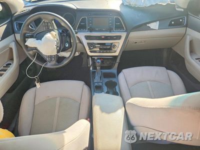 Zdjęcie 8 z 13 samochodu: 2015 HYUNDAI SONATA SPORT VIN:5NPE34AF9FH084676 - miniatura