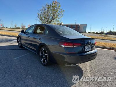 Trzecie zdjęcie samochodu z tyłu: 2022 VOLKSWAGEN PASSAT R-LINE VIN:1VWMA7A33NC005566 - miniatura