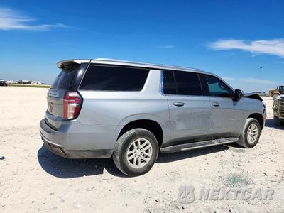 Trzecie zdjęcie samochodu z tyłu: 2024 CHEVROLET SUBURBAN C1500 LS VIN:1GNSCBKD5RR137558 - miniatura