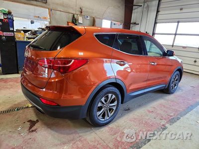 Trzecie zdjęcie samochodu z tyłu: 2016 HYUNDAI SANTA FE SPORT 2.4L VIN:5XYZTDLB8GG351679 - miniatura