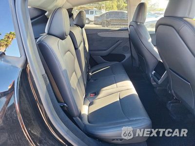 Zdjęcie 10 z 12 samochodu: 2026 TESLA MODEL Y VIN:7SAYGDED2TF416688 - miniatura