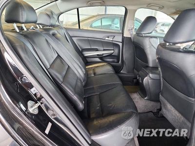 Zdjęcie 10 z 12 samochodu: 2010 HONDA ACCORD EXL VIN:1HGCP3F83AA031070 - miniatura