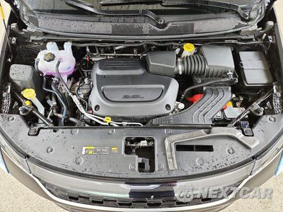 Zdjęcie 12 z 14 samochodu: 2027 CHRYSLER PACIFICA SELECT VIN:2C4RC1BG6VR612084 - miniatura