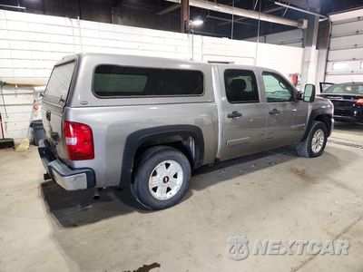 Trzecie zdjęcie samochodu z tyłu: 2007 CHEVROLET SILVERADO K1500 CREW CAB VIN:2GCEK13M771667411 - miniatura