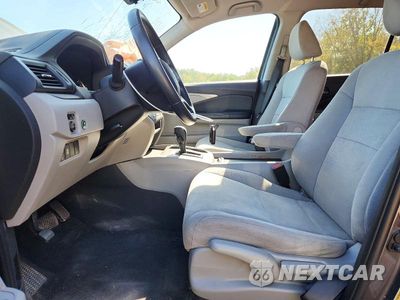 Zdjęcie 7 z 13 samochodu: 2019 HONDA PILOT LX VIN:5FNYF6H16KB050567 - miniatura