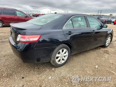 Trzecie zdjęcie samochodu z tyłu: 2010 TOYOTA CAMRY LE VIN:4T4BF3EK6AR045359 - miniatura