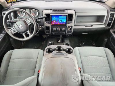 Zdjęcie 8 z 12 samochodu: 2013 RAM 2500 ST VIN:3C6UR5CL1DG552478 - miniatura
