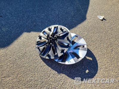 Zdjęcie 12 z 13 samochodu: 2024 TESLA MODEL Y VIN:7SAYGDEE6RA238864 - miniatura